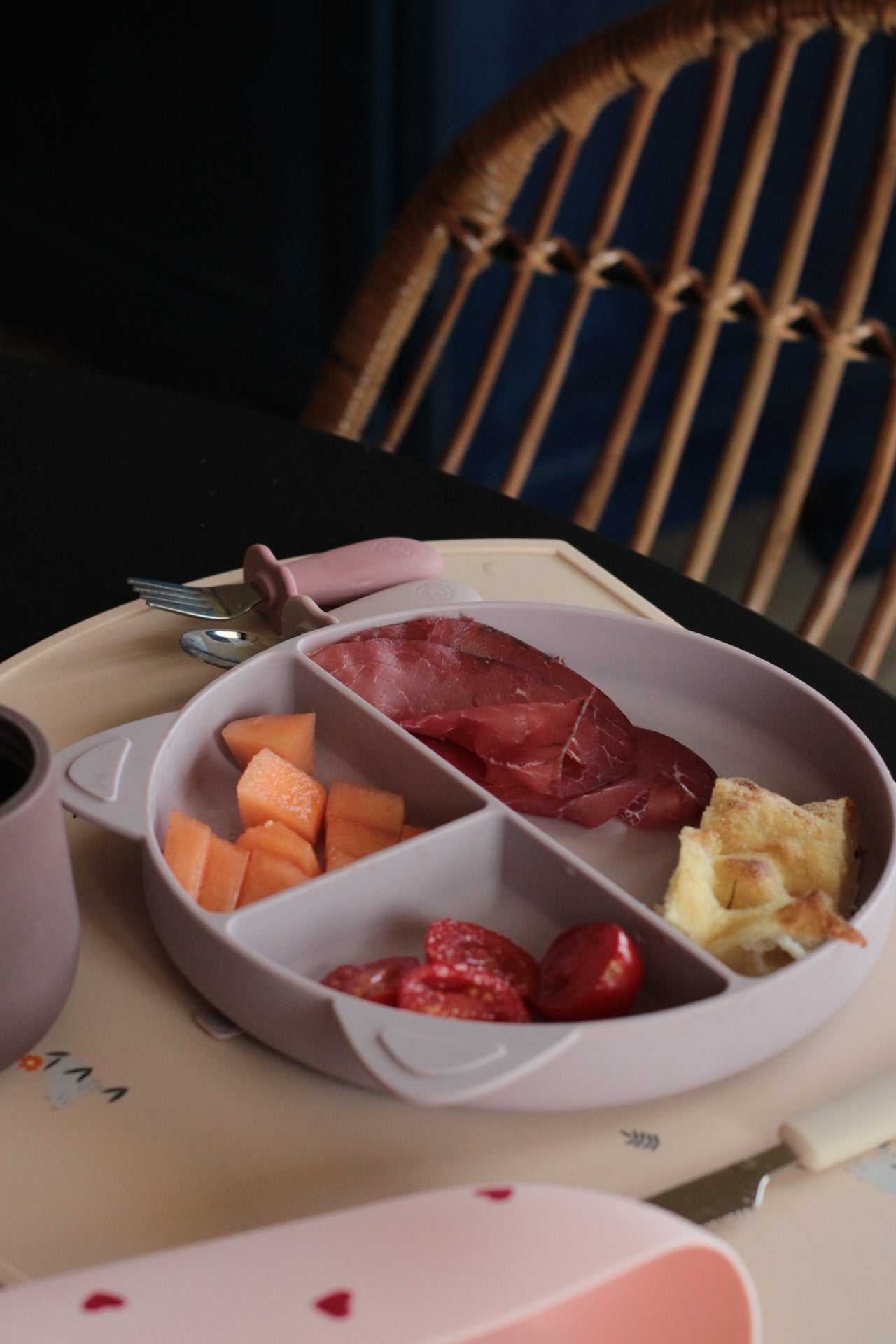 Naé Compartment Plate - Chestnut