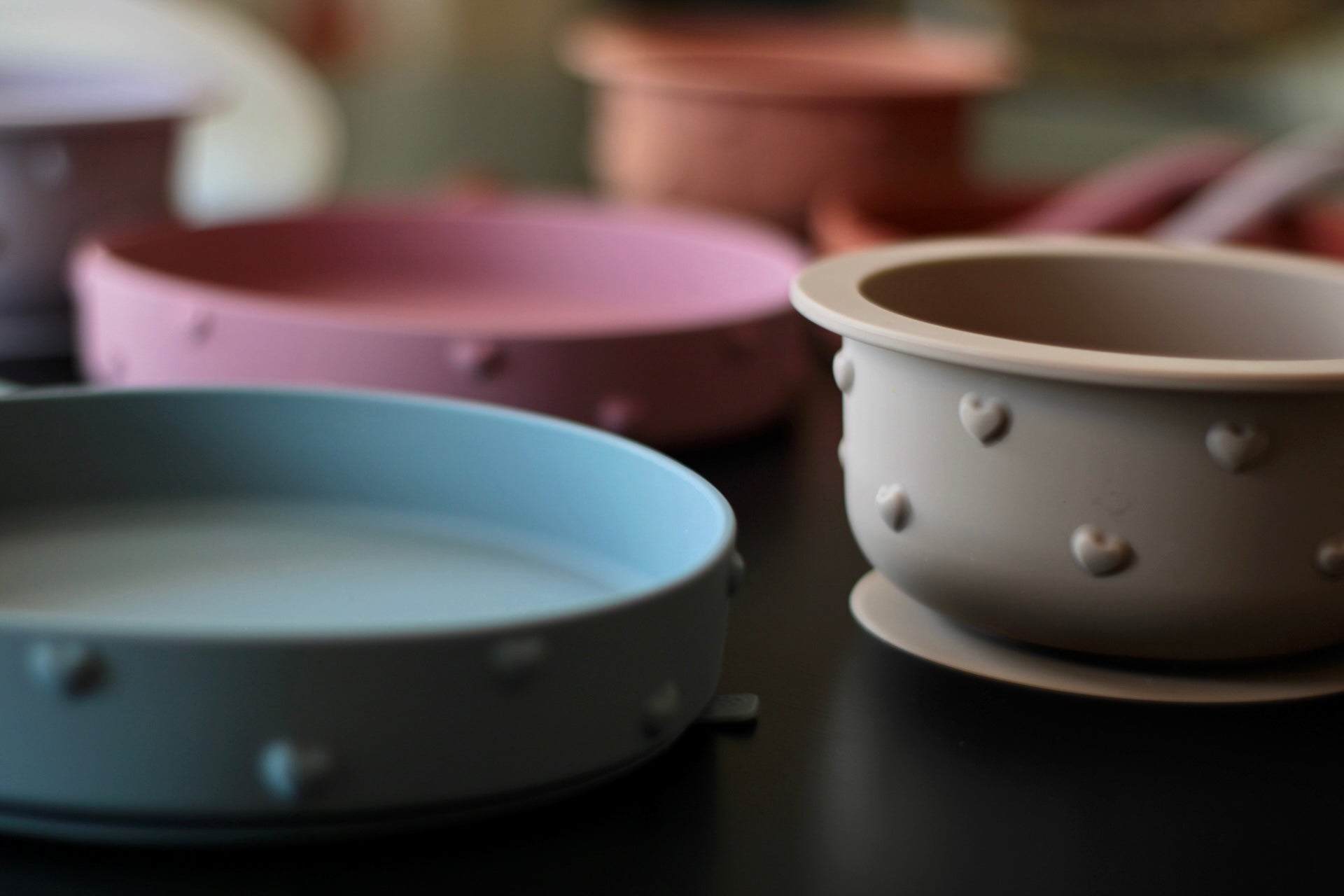 Piatto con ventosa Ina (Grigio perla) - Soina