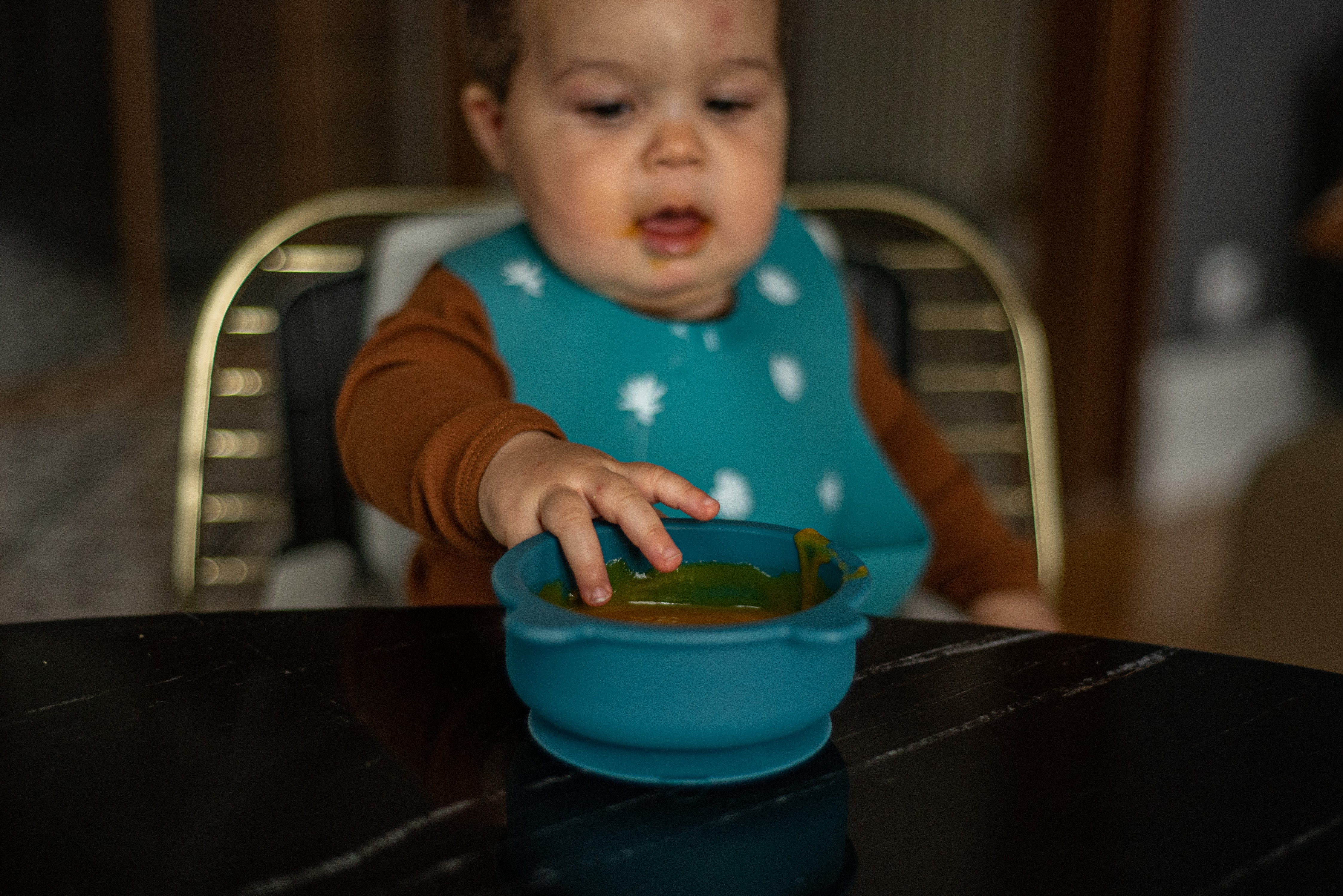 Aydan Silicone Bowl with Suction Cup (Ivory)